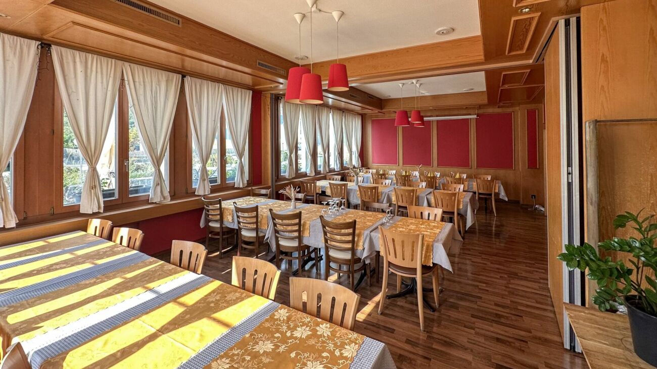 280m² restaurant