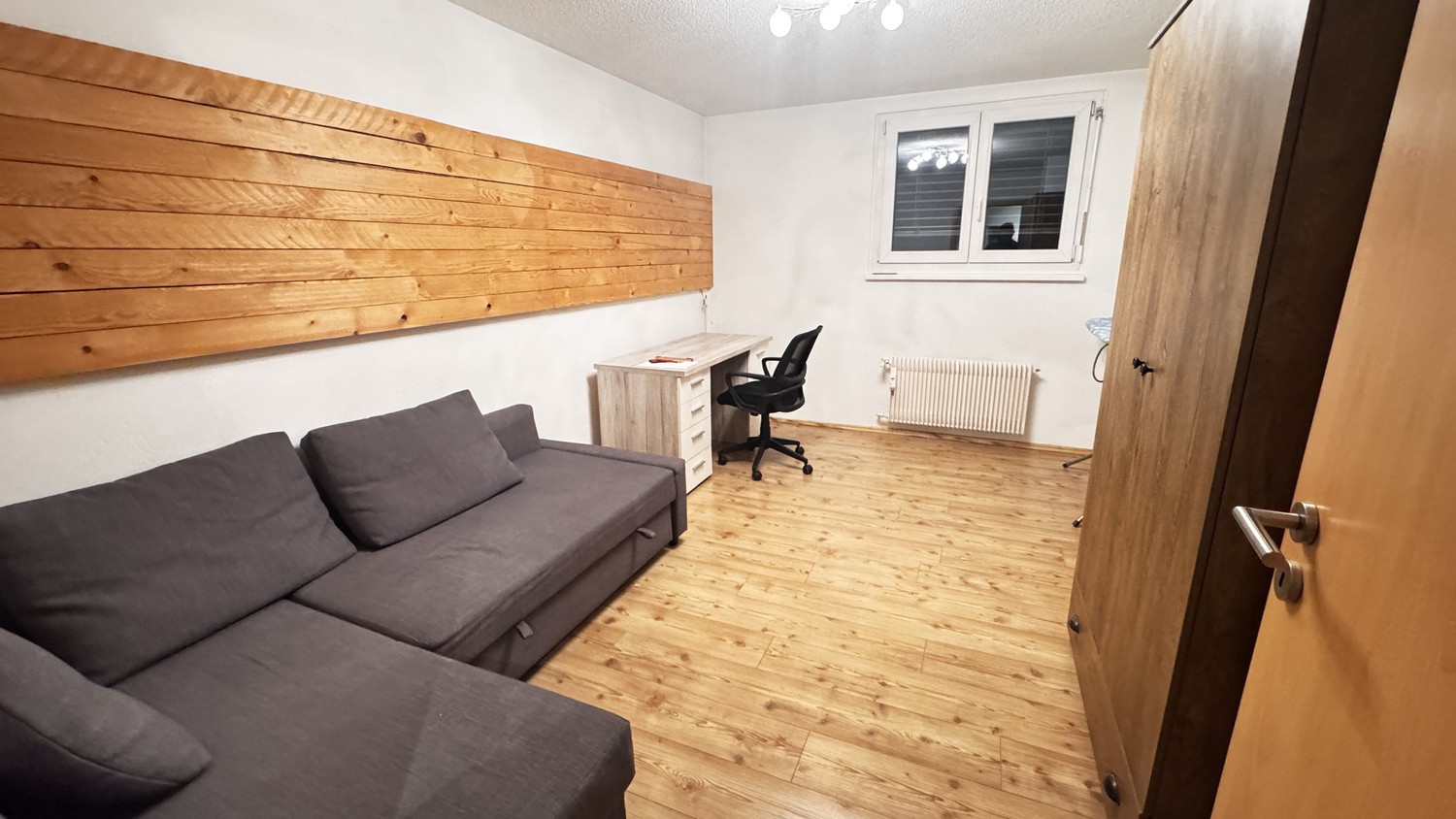 Room in a shared flat, Foto 2 von 3