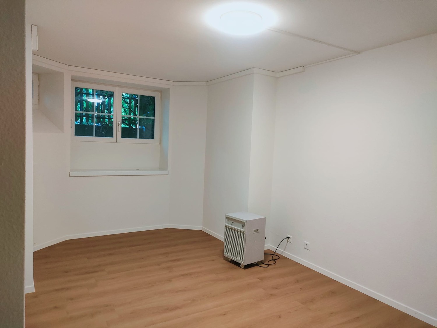 18m² commercial, Foto 1 von 3