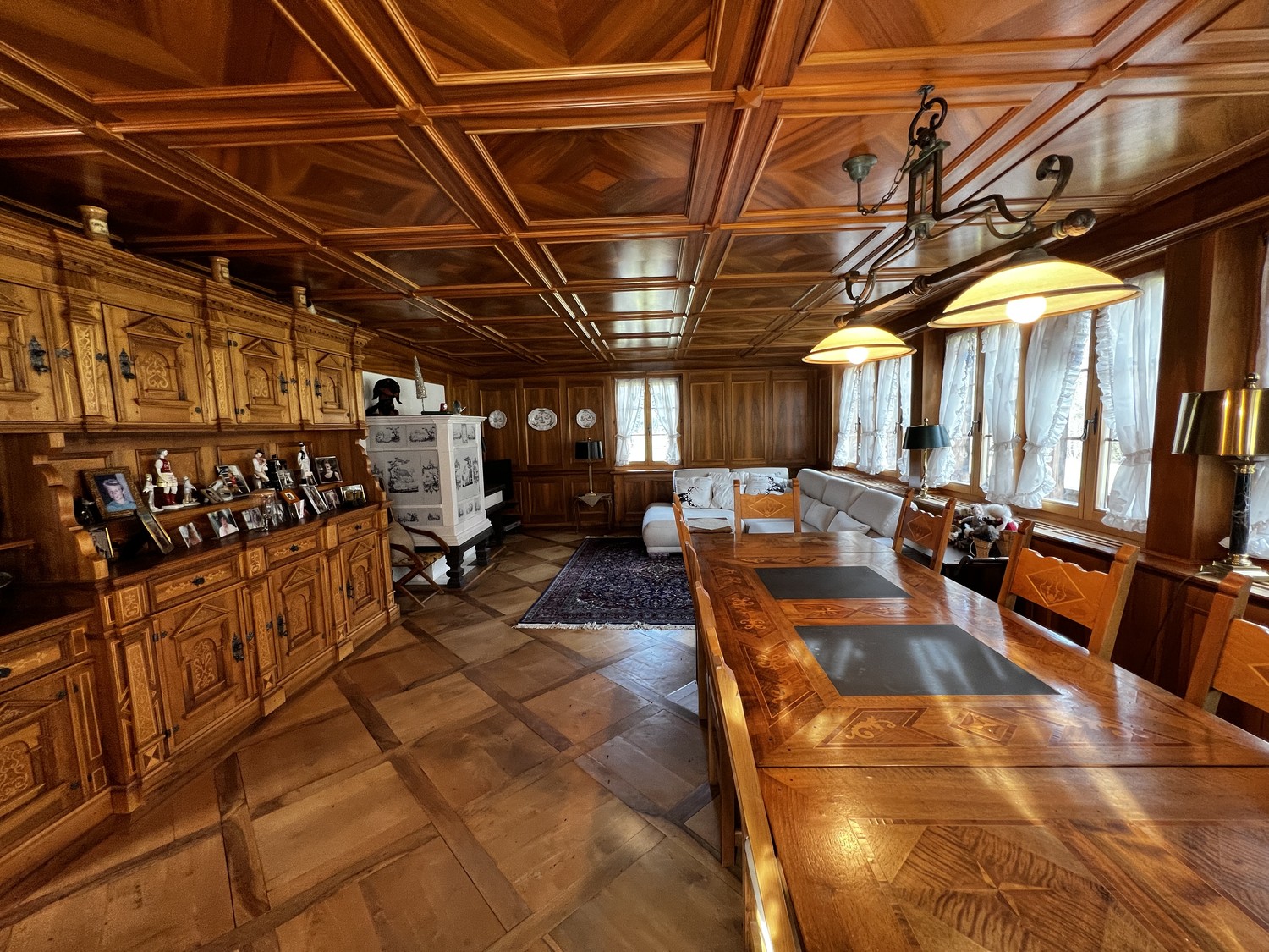 7 rooms farm house