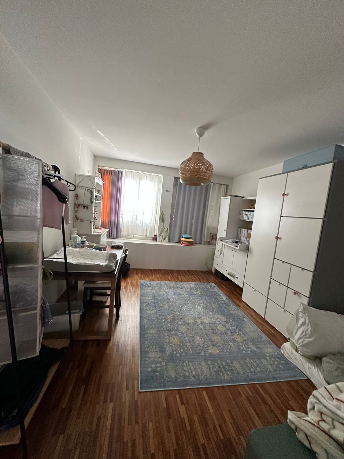 4-Zimmer-möblierte Wohnung