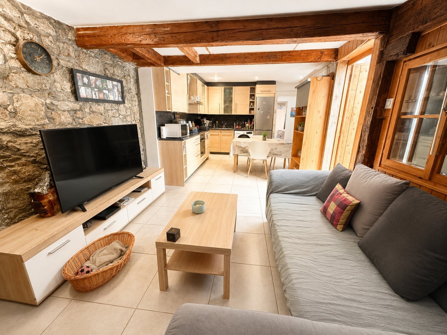 6 ½ Zimmer Einfamilienhaus, Foto 2 von 10