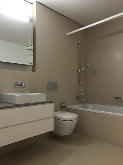 Helle 3.5-Zimmer-Wohnung mit Stadtblick und Balkon im 8. Stockwerk, Foto 2 von 7