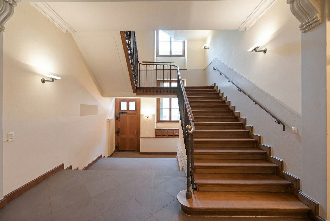 1470m² bâtiment résidentiel / commercial
