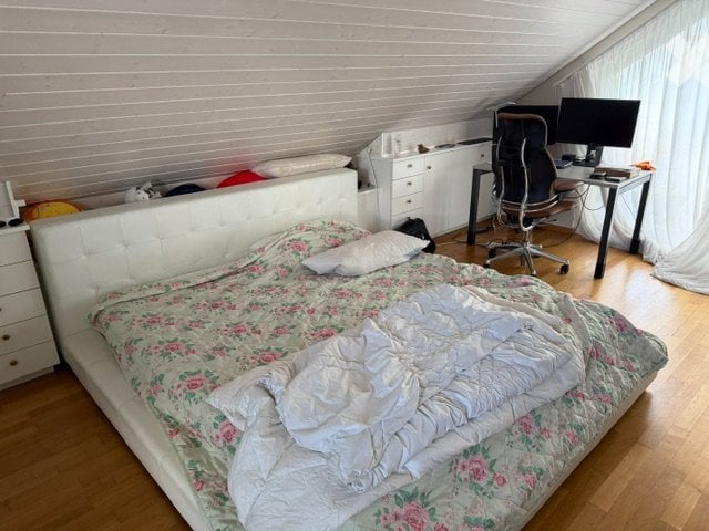 1 room single room, Foto 2 von 5
