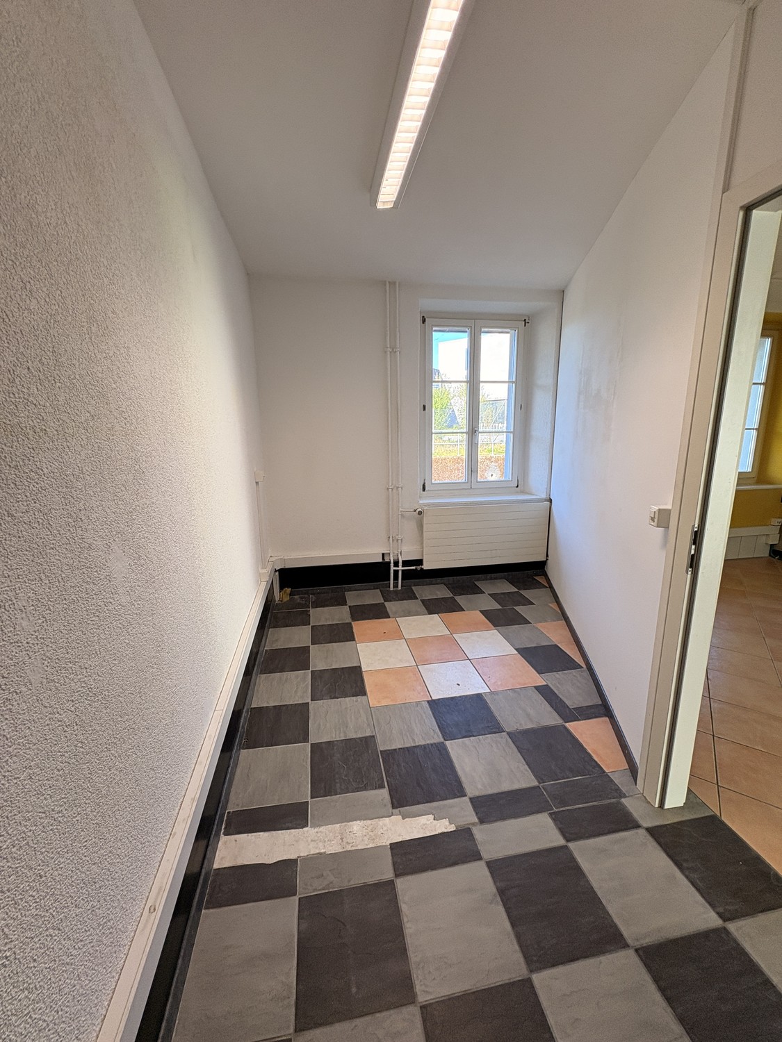 negozio di 66m²
