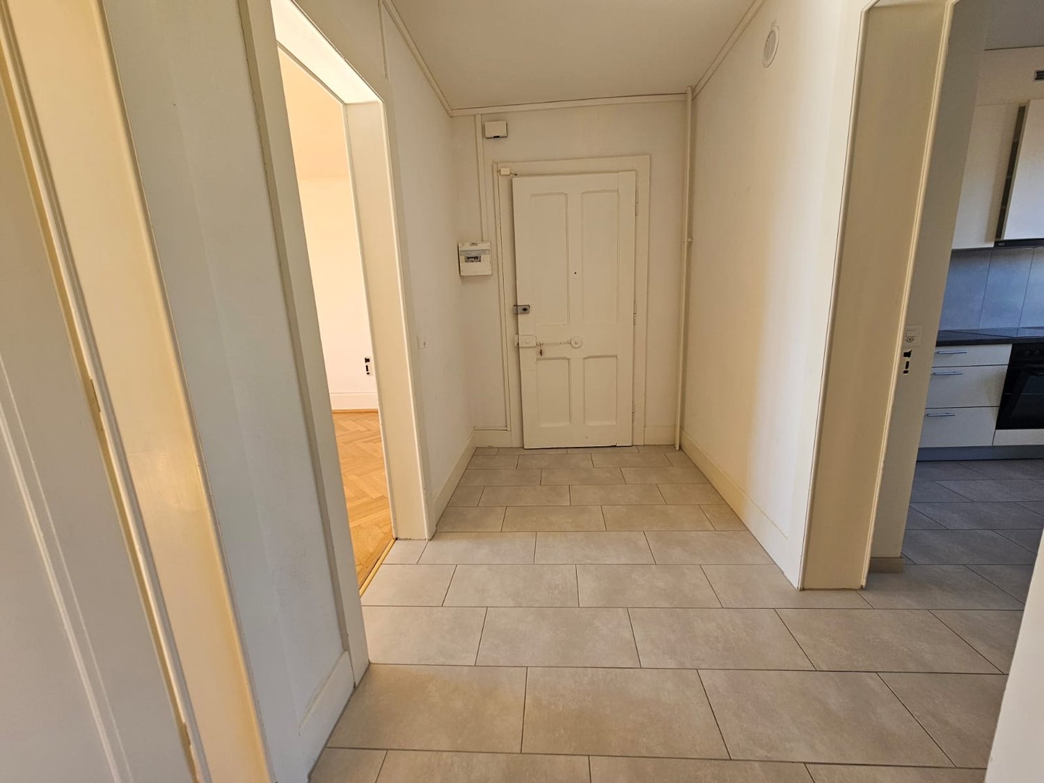 3 ½ Zimmer-Wohnung, Foto 1 von 6