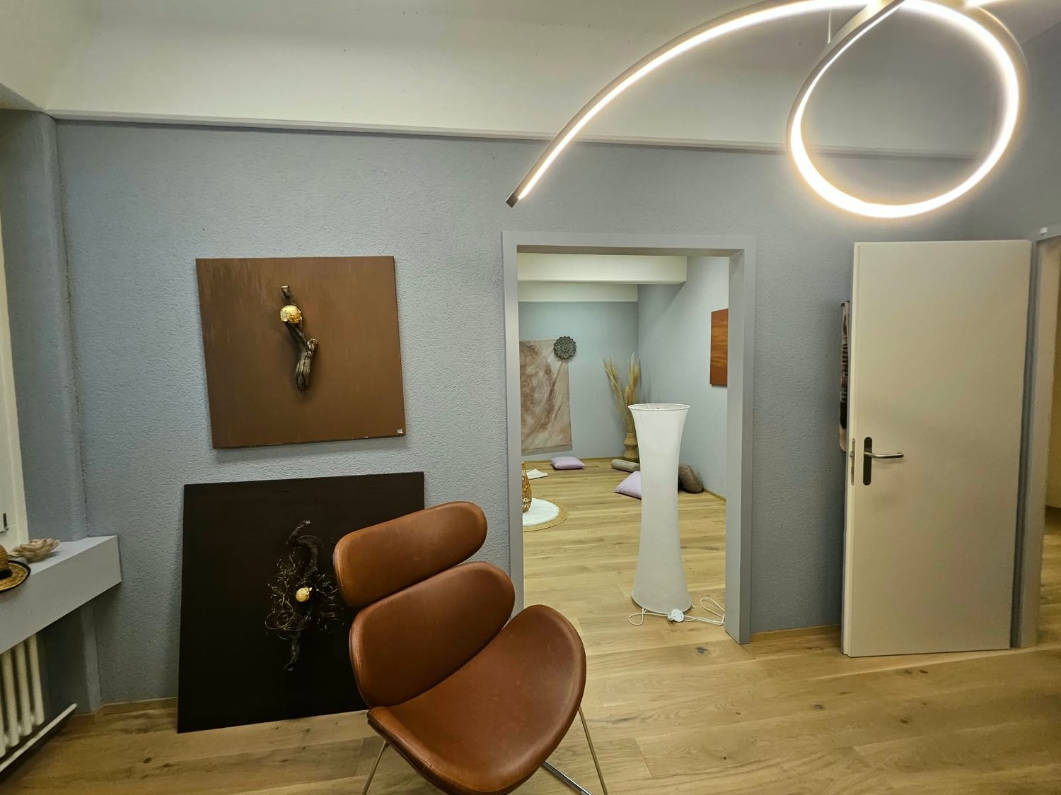 160m² office