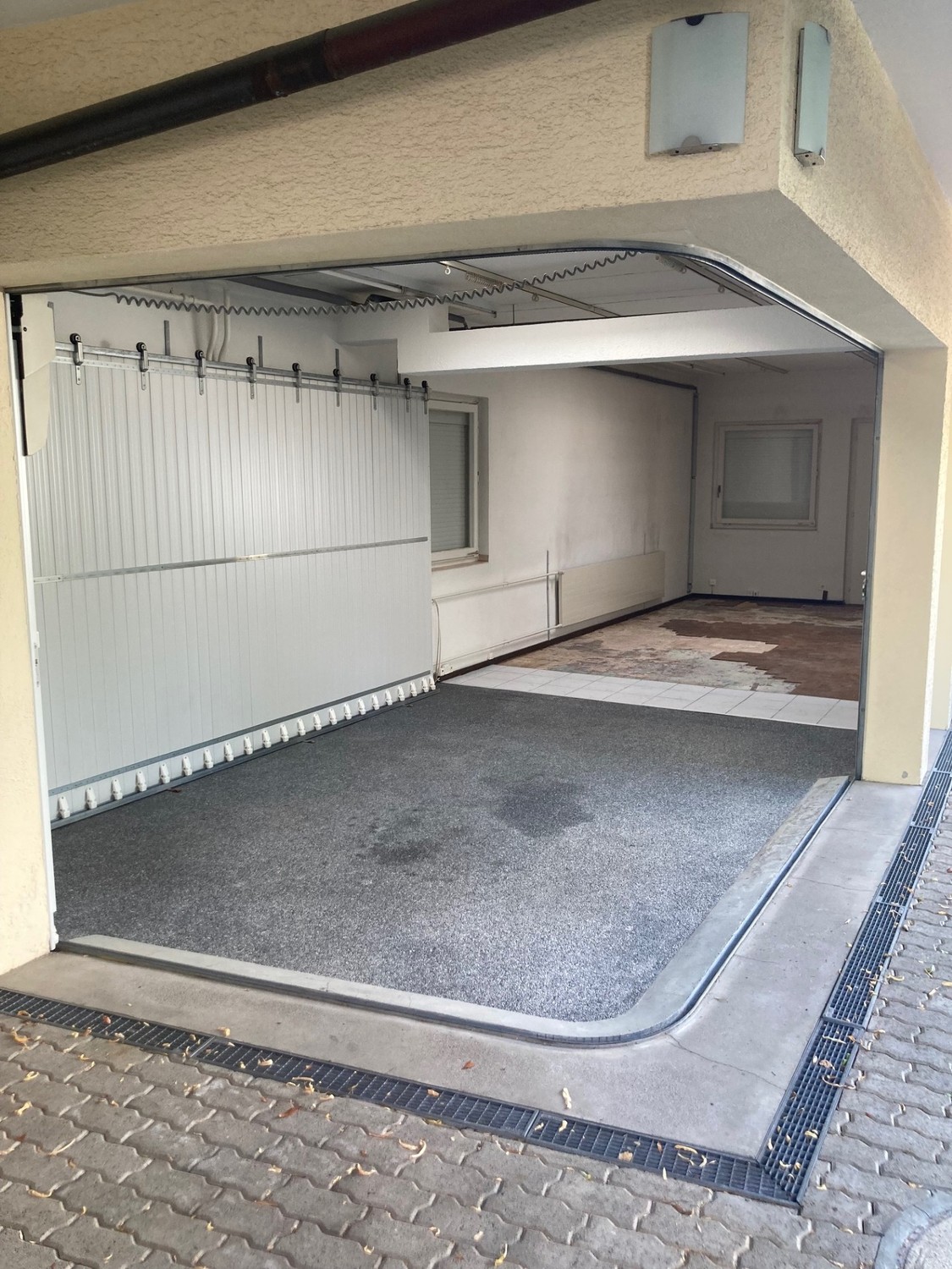 77m² commercial, Foto 3 von 8