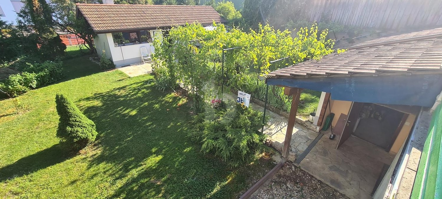 12 Zimmer Einfamilienhaus, Foto 4 von 4