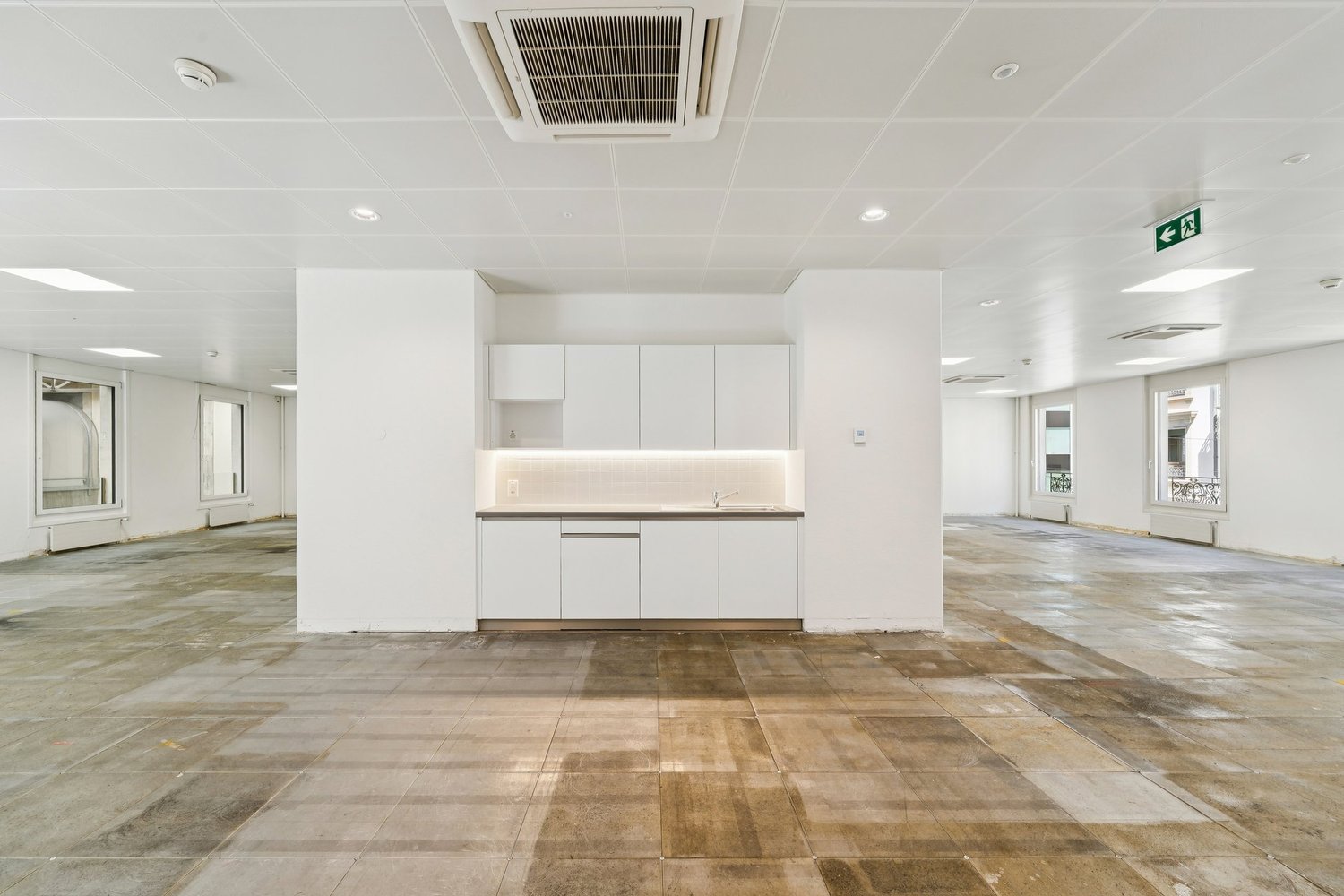 500m² office, photo 6 of 8