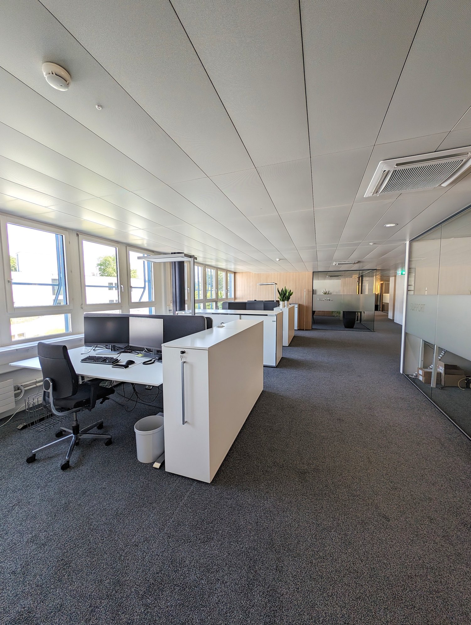 965m² de bureaux