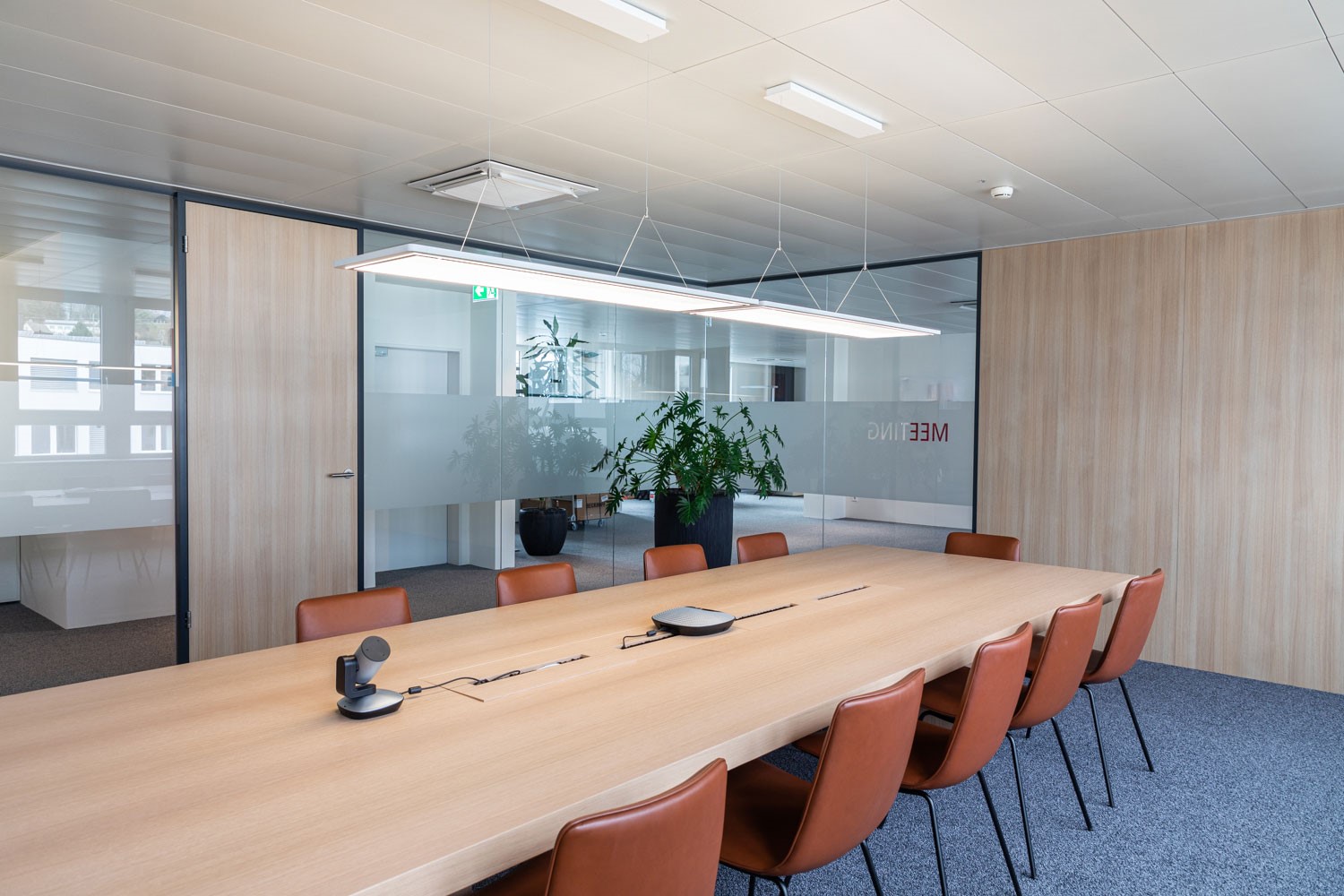 965m² de bureaux