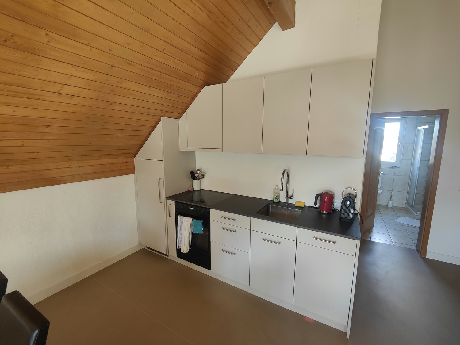 2 rooms roof flat, Foto 1 von 10