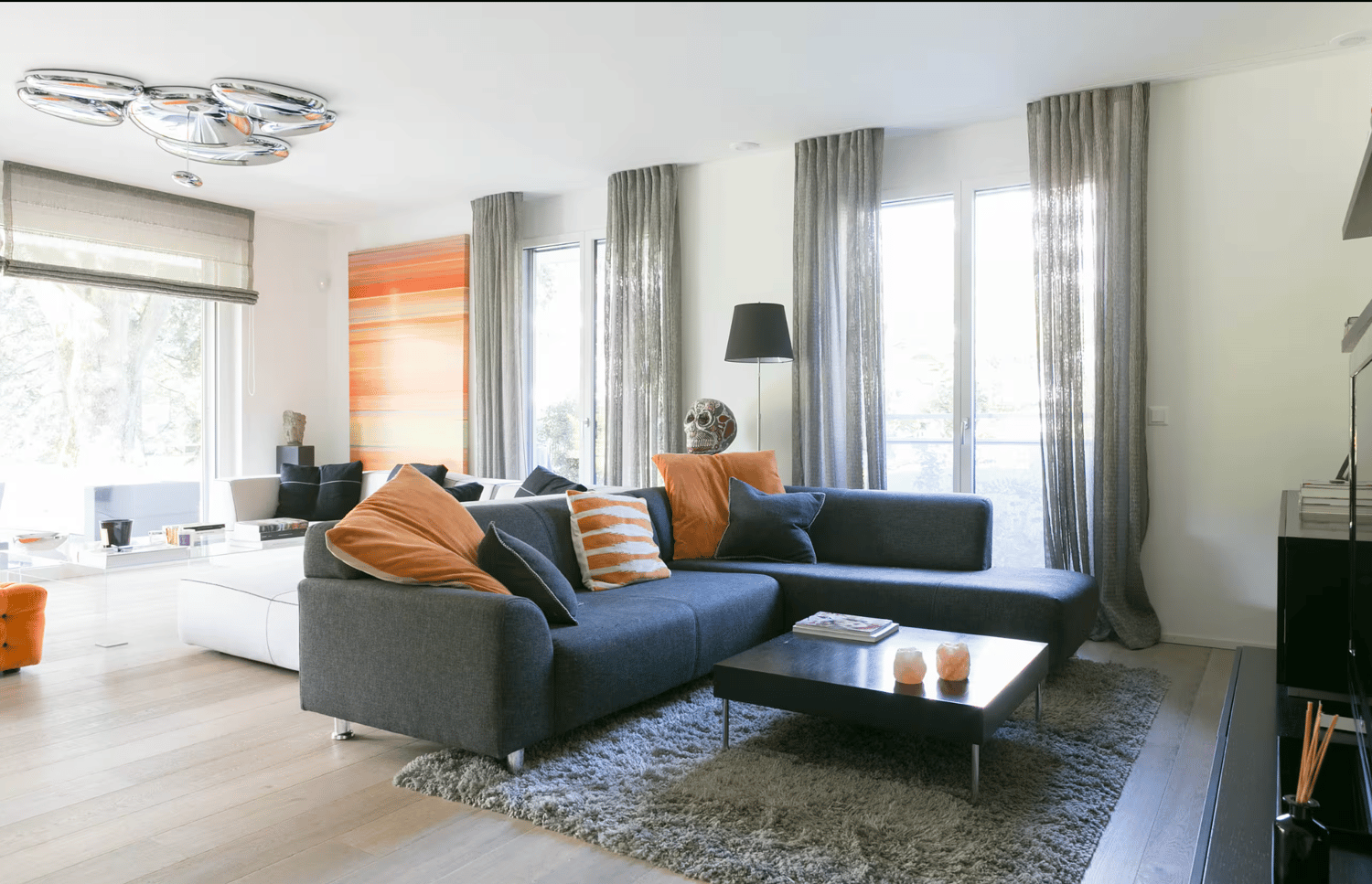 6 rooms apartment