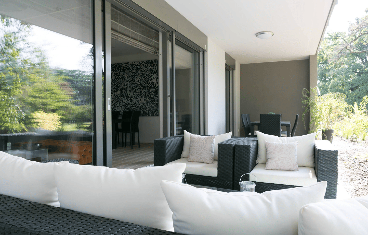 6 rooms apartment