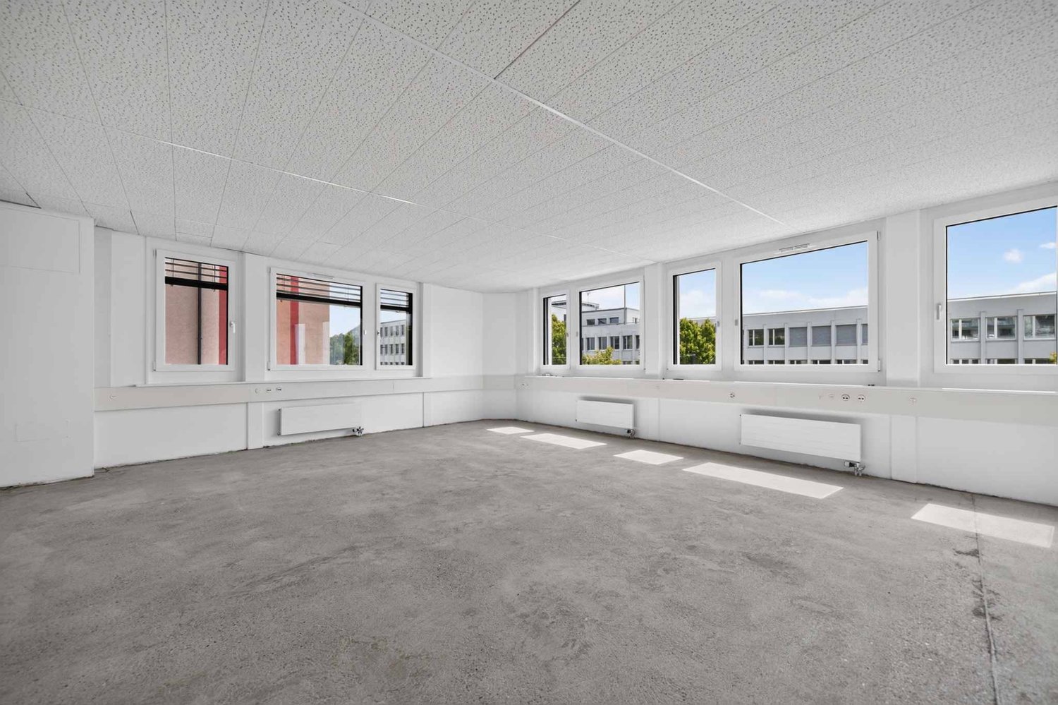 200m² Büro, Foto 2 von 10