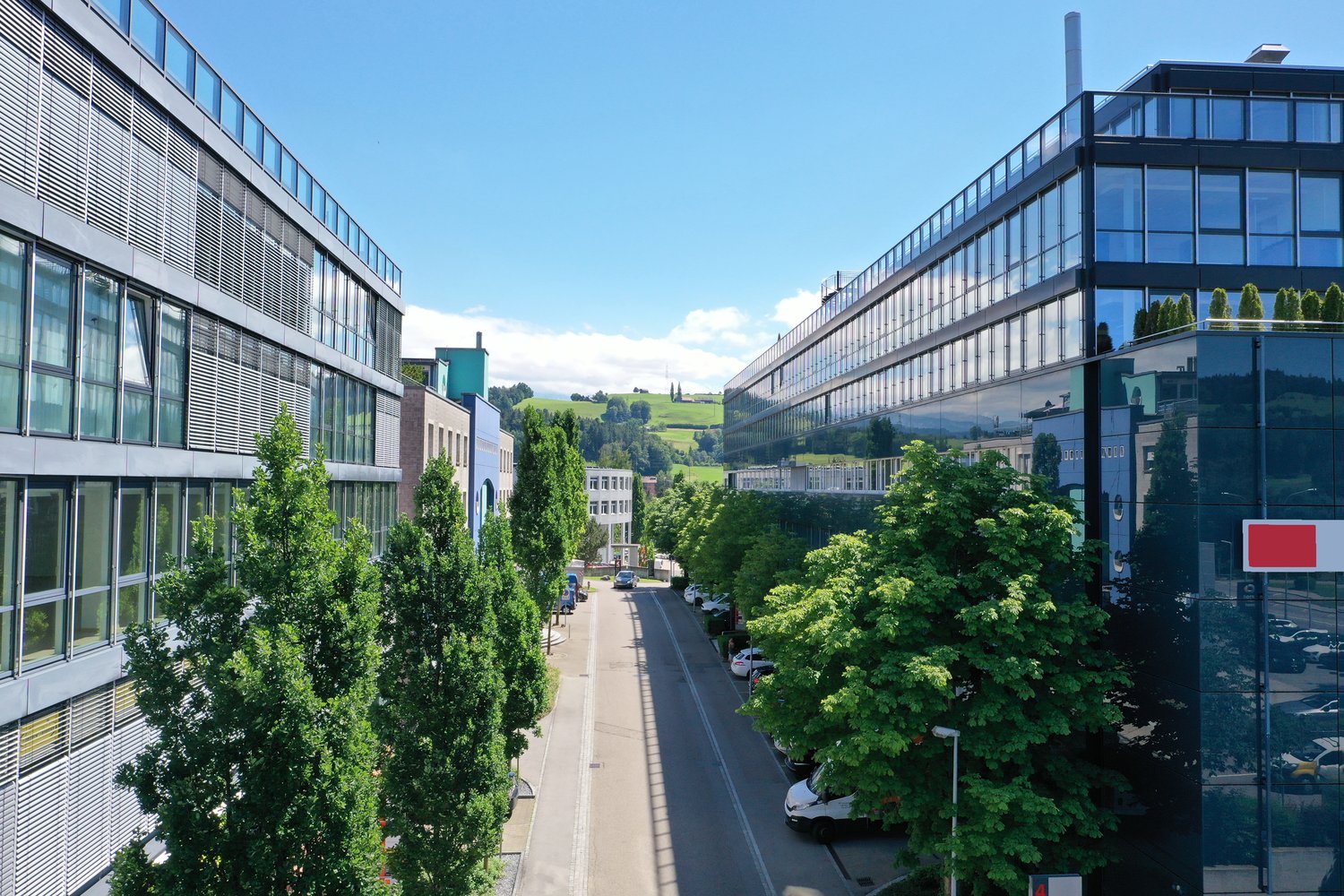 841m² office, photo 1 of 10