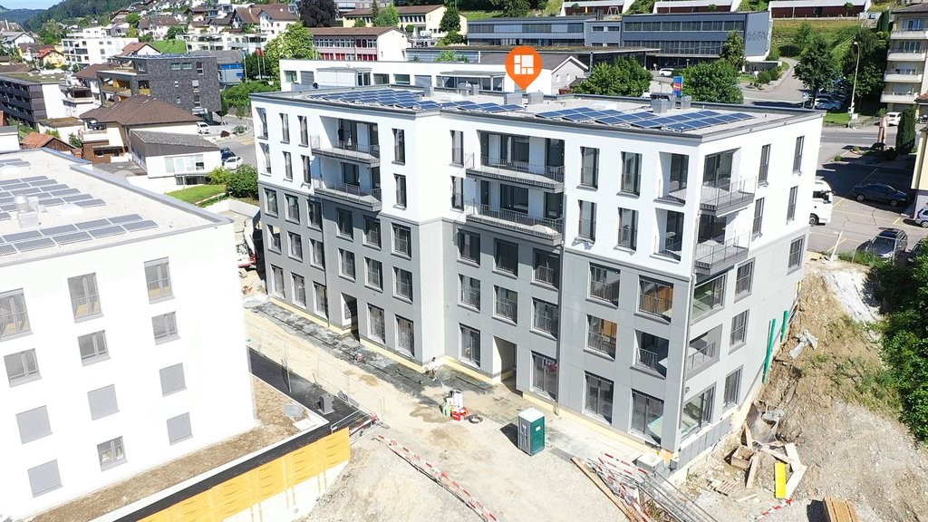 83m² commercial