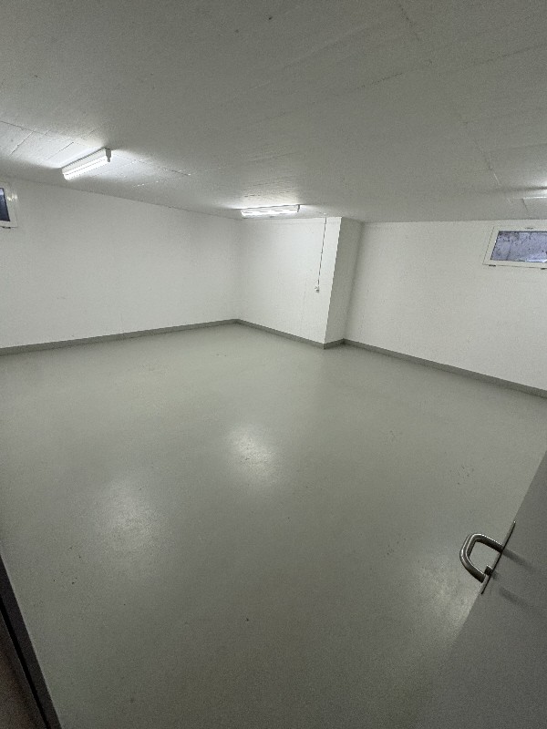 34m² commercial, Foto 1 von 2