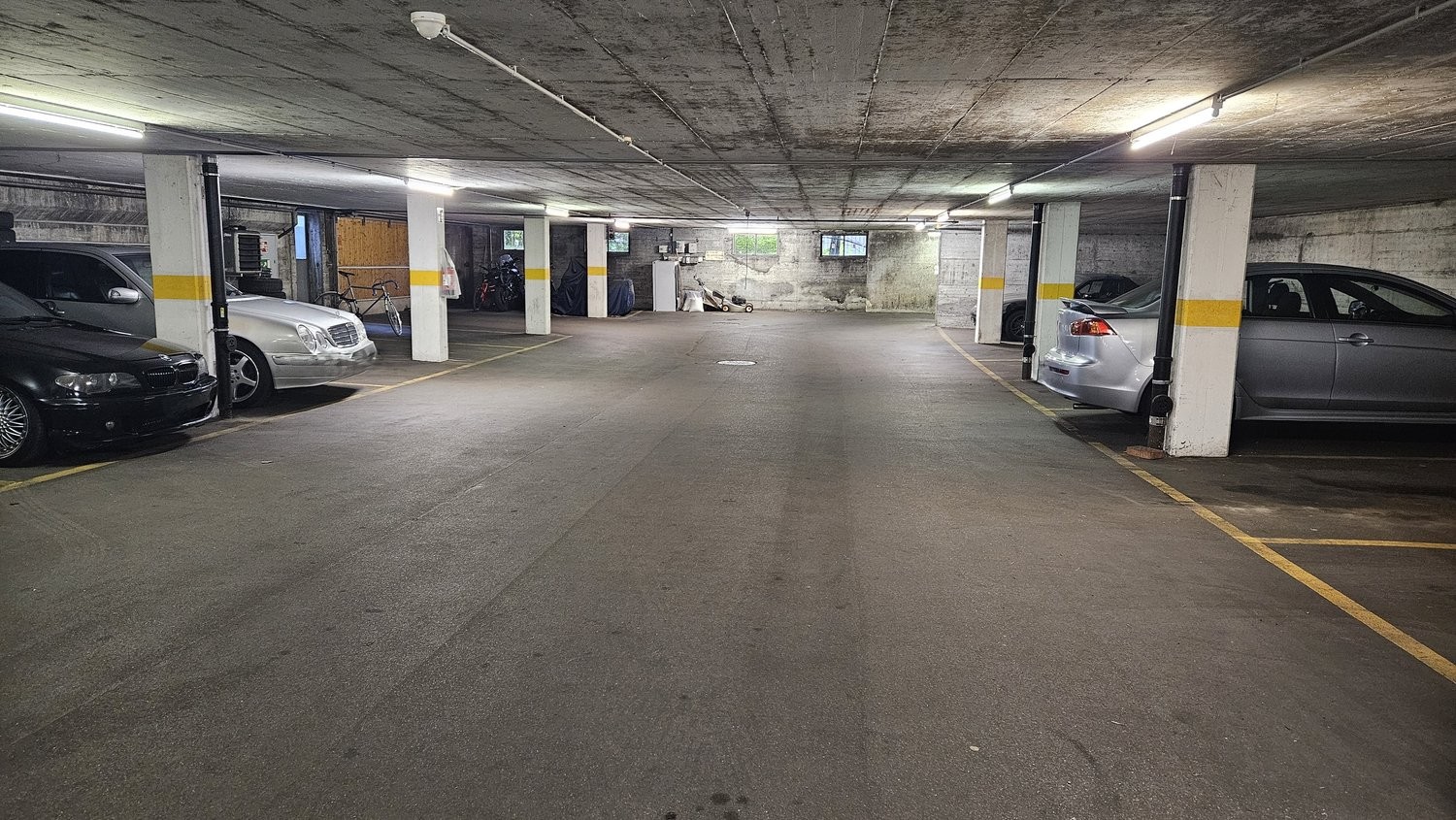 Underground slot, Foto 2 von 2