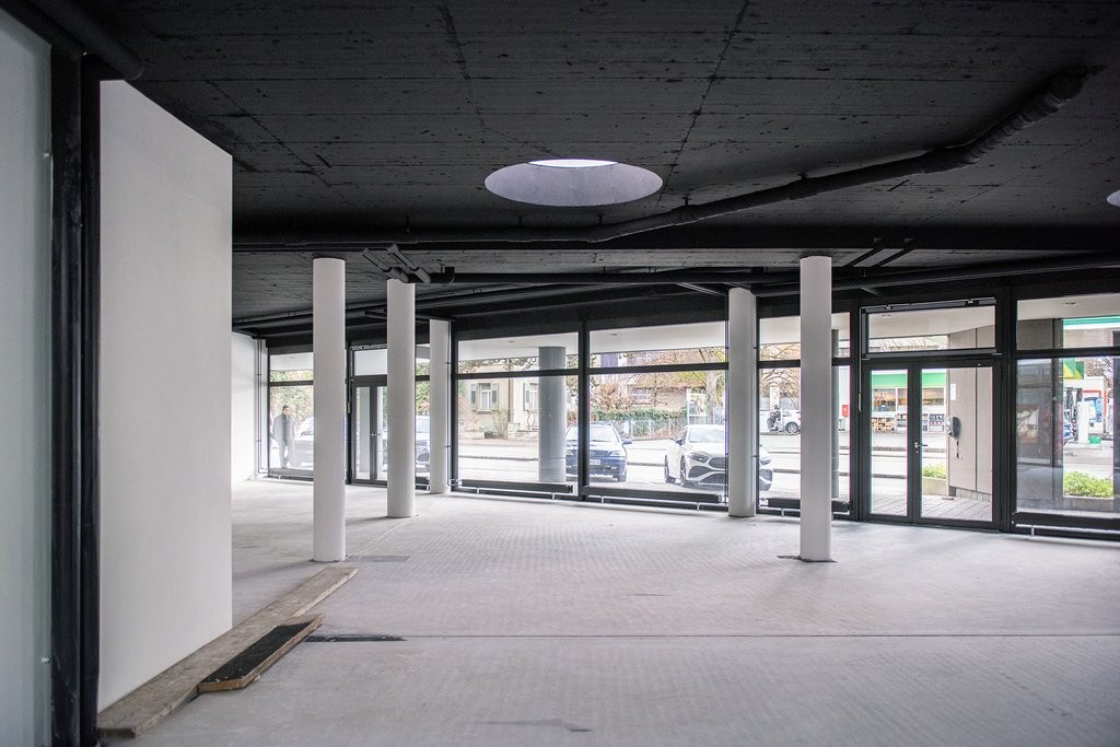 Commerce de 179m²