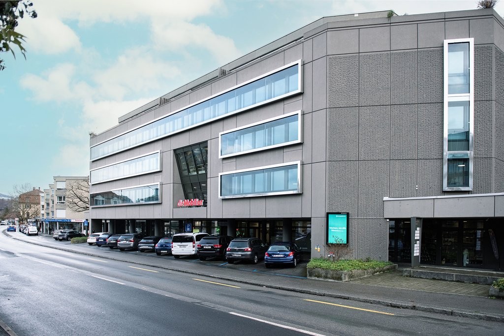 Commerce de 179m²