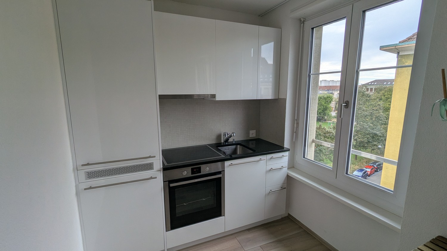 1 room apartment, Foto 2 von 6