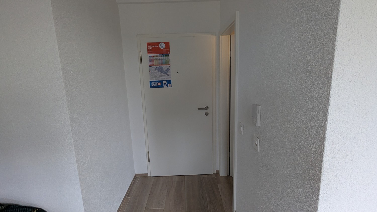 1 room apartment, Foto 3 von 6