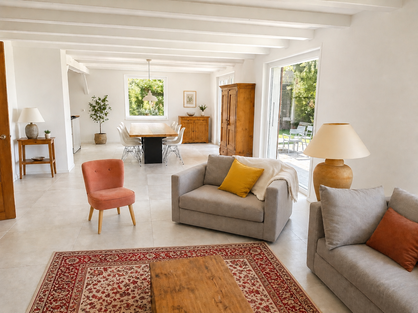 5-Zimmer-Villa, Foto 1 von 10