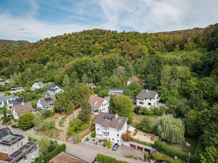 900m² building land