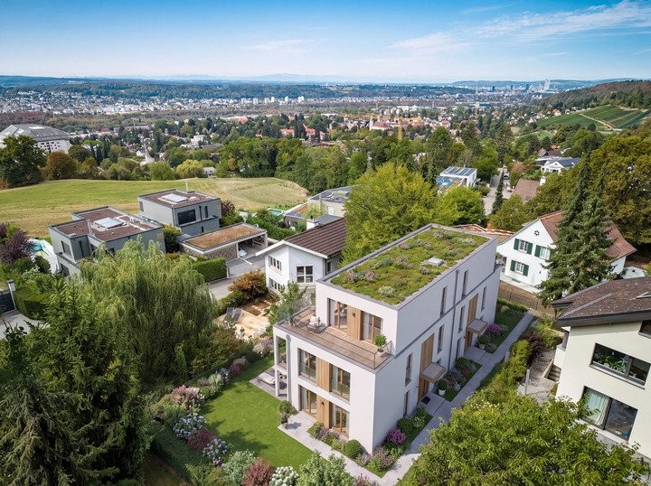 900m² building land