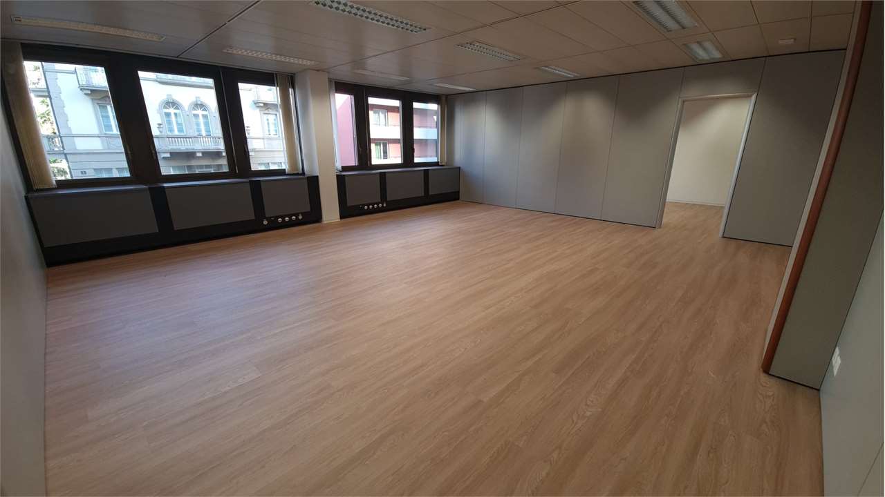 Office, Foto 3 von 3
