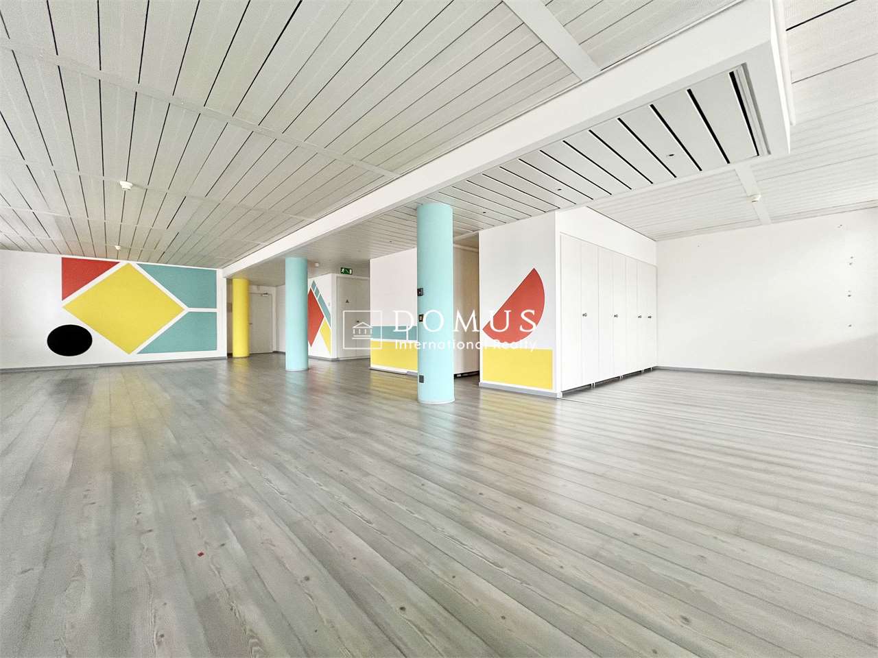 Office, Foto 1 von 7