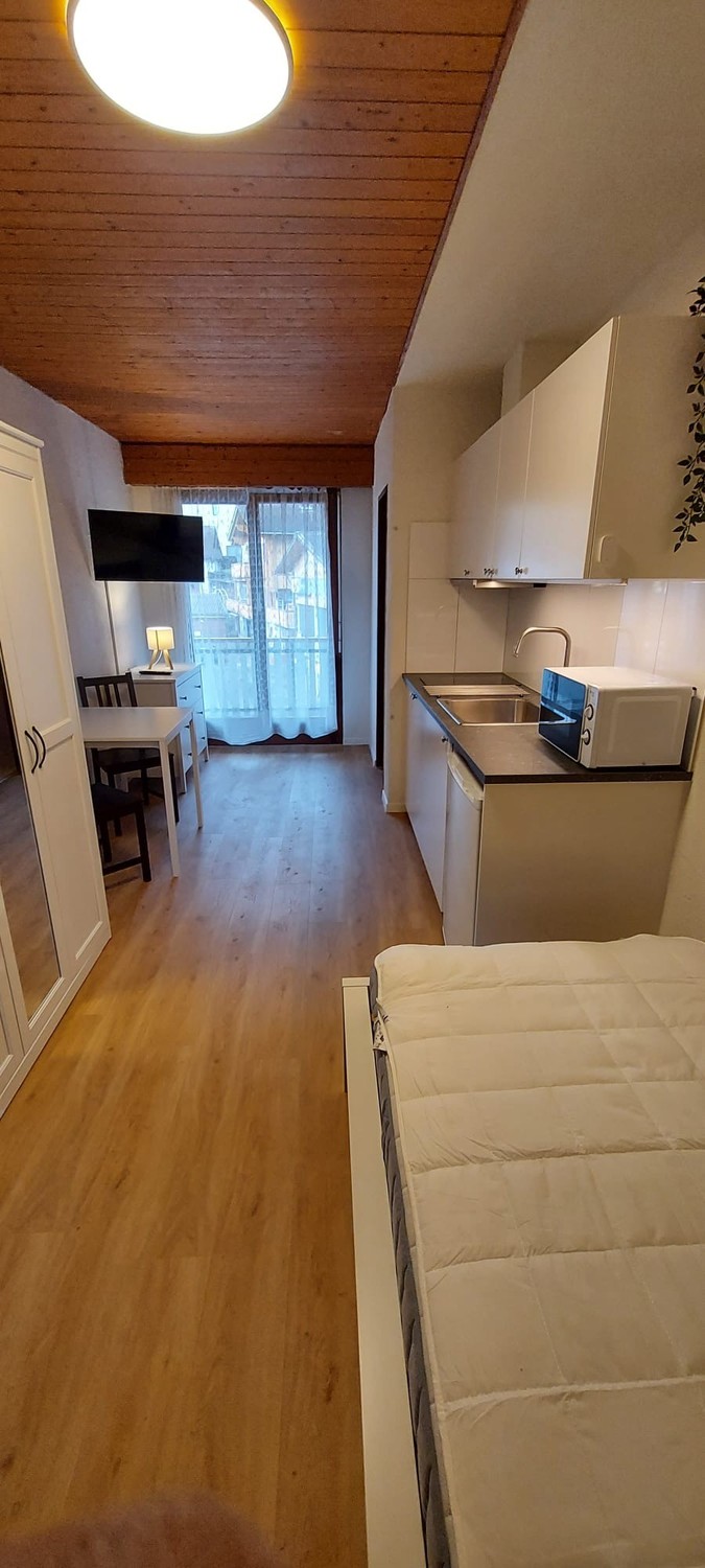 1 room apartment, Foto 3 von 3