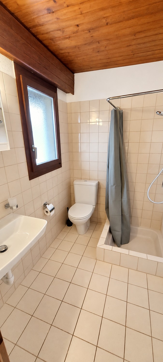 1 room apartment, Foto 2 von 3