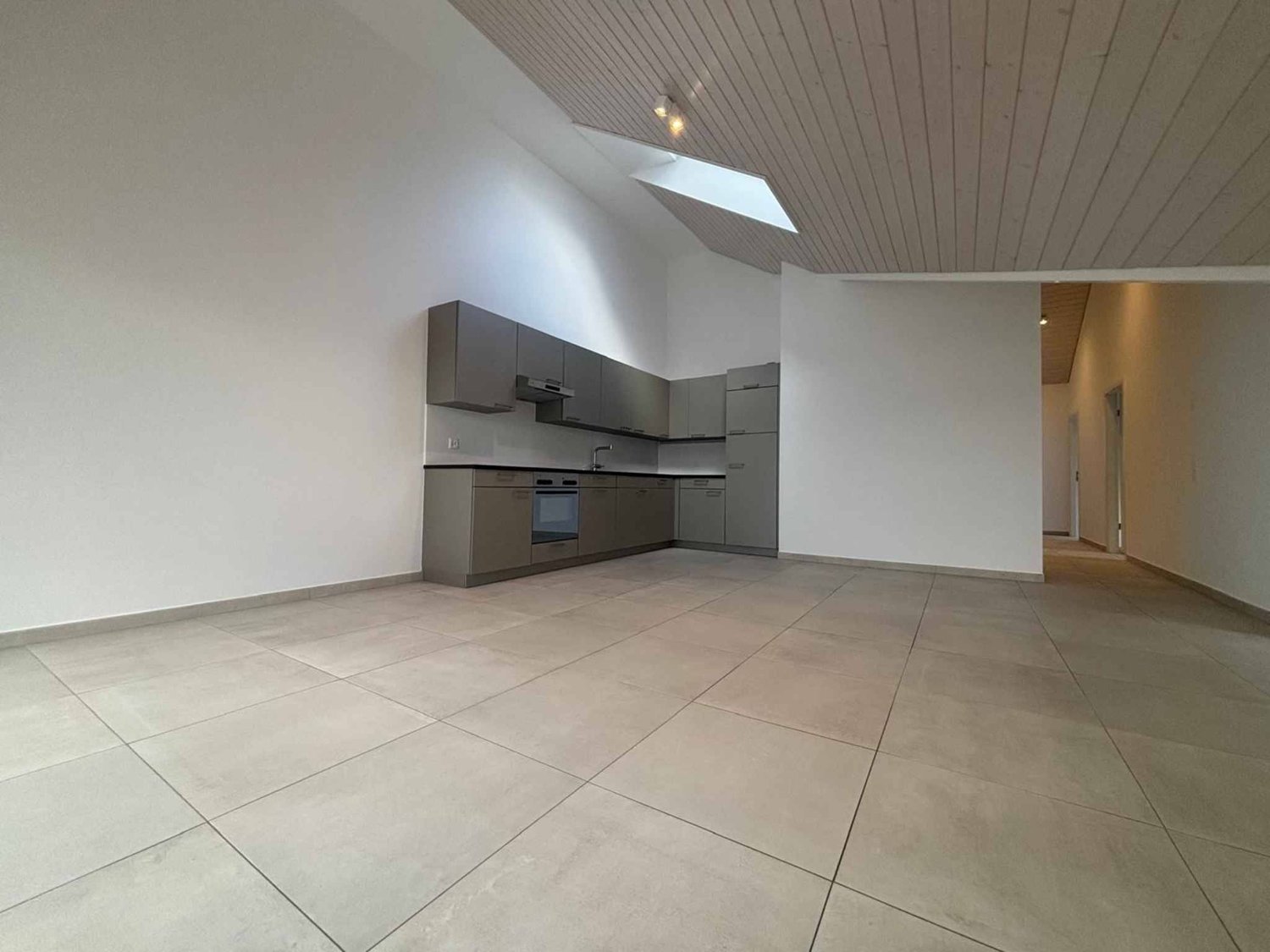 4 ½ Zimmer Wohnung, Foto 2 von 10