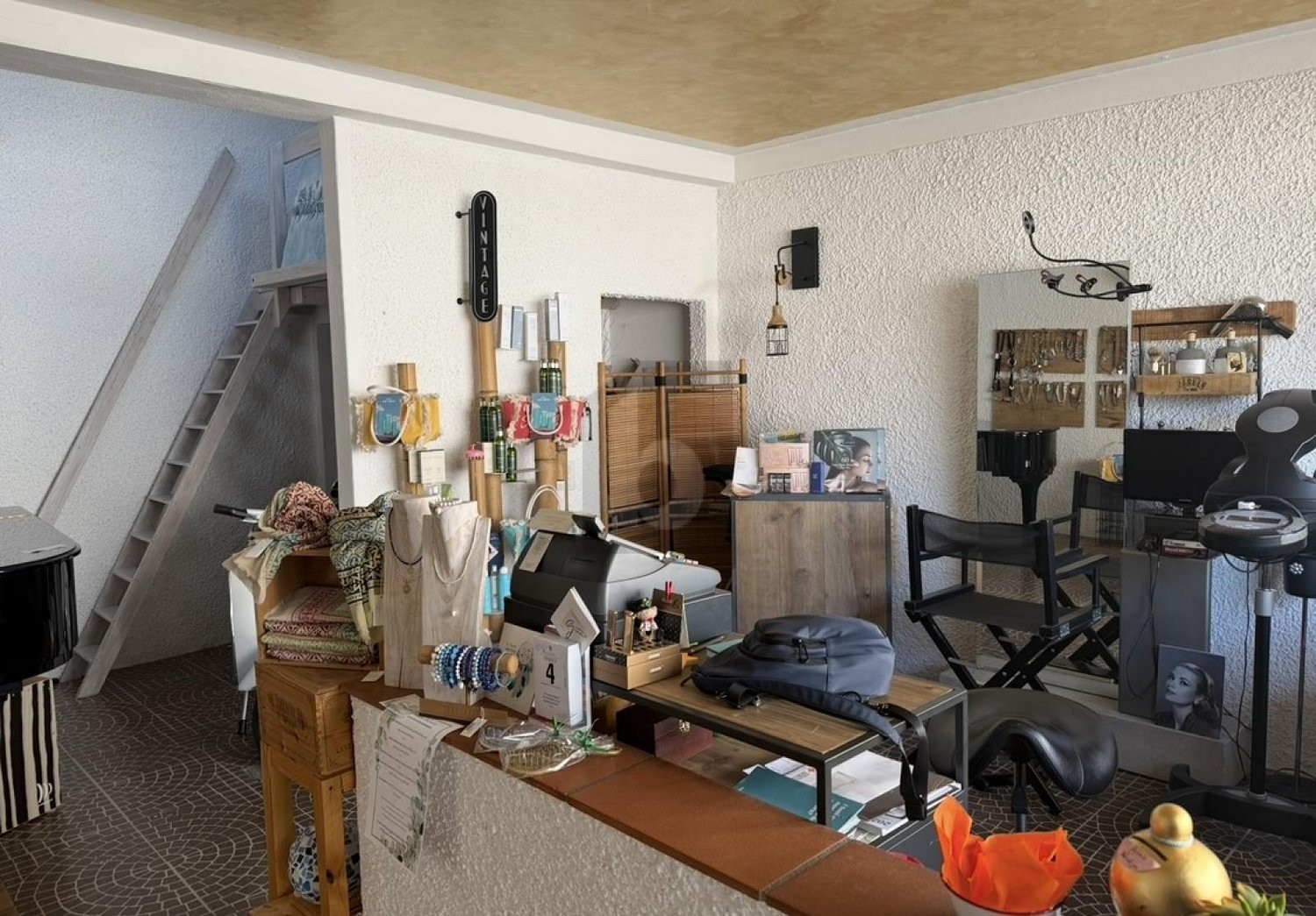 Shop, Foto 1 von 4