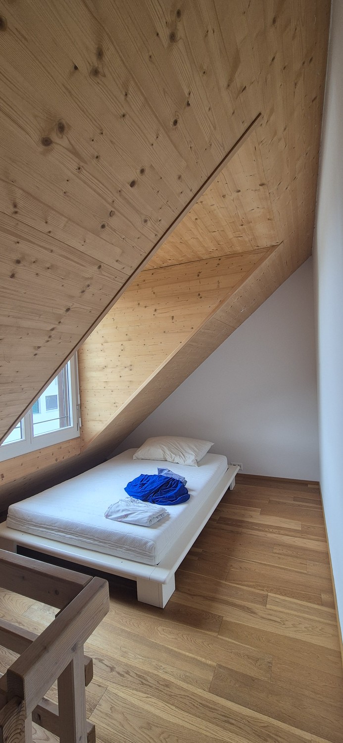 Chambre dans un appartement partagé