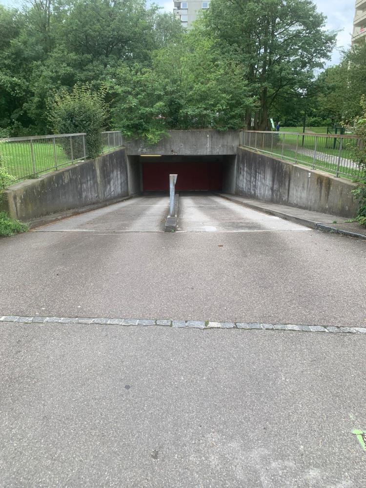 Open slot, Foto 1 von 2