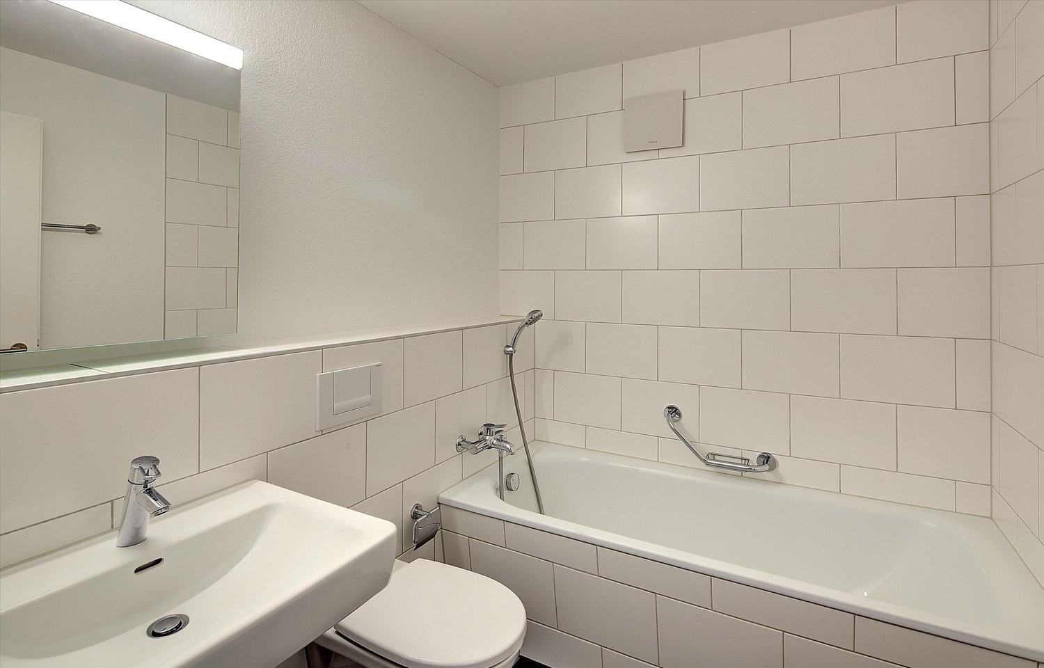4 ½ room attic flat