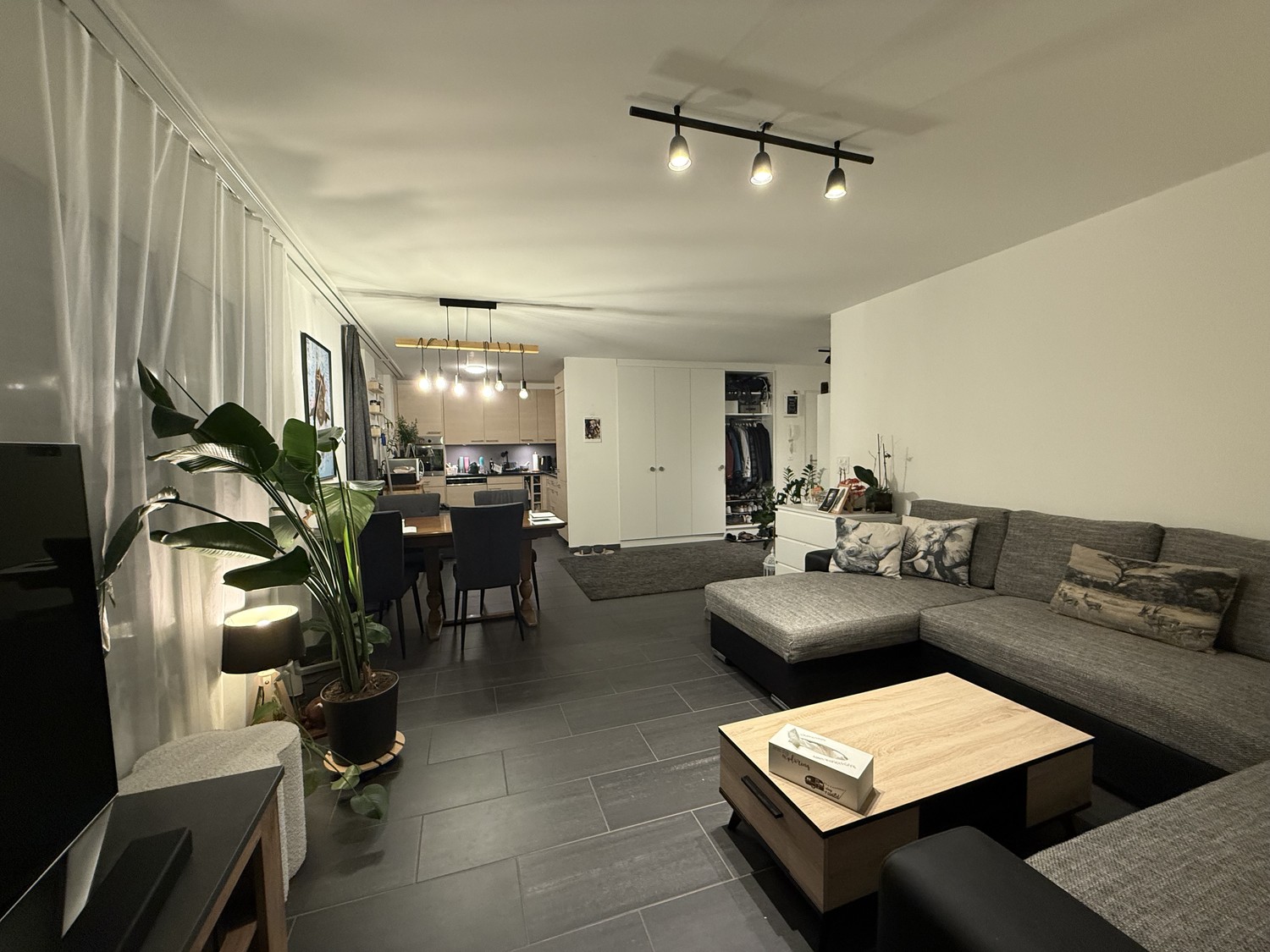3 ½ rooms apartment, Foto 1 von 10
