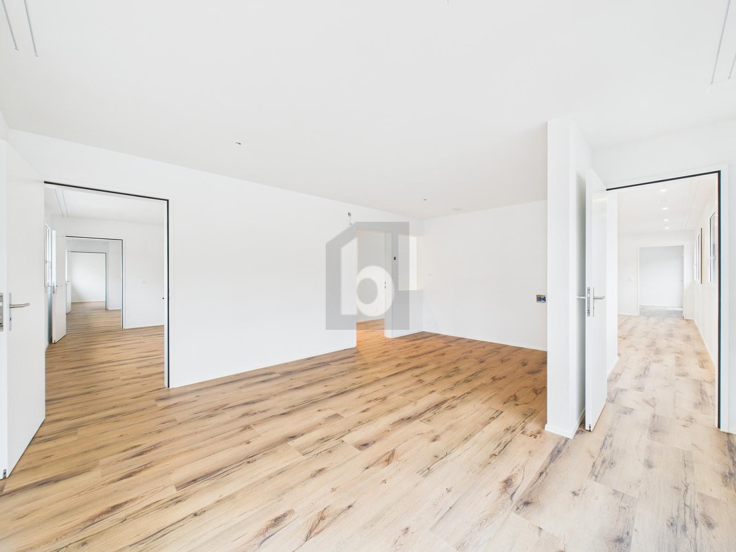 studio medico di 227m²