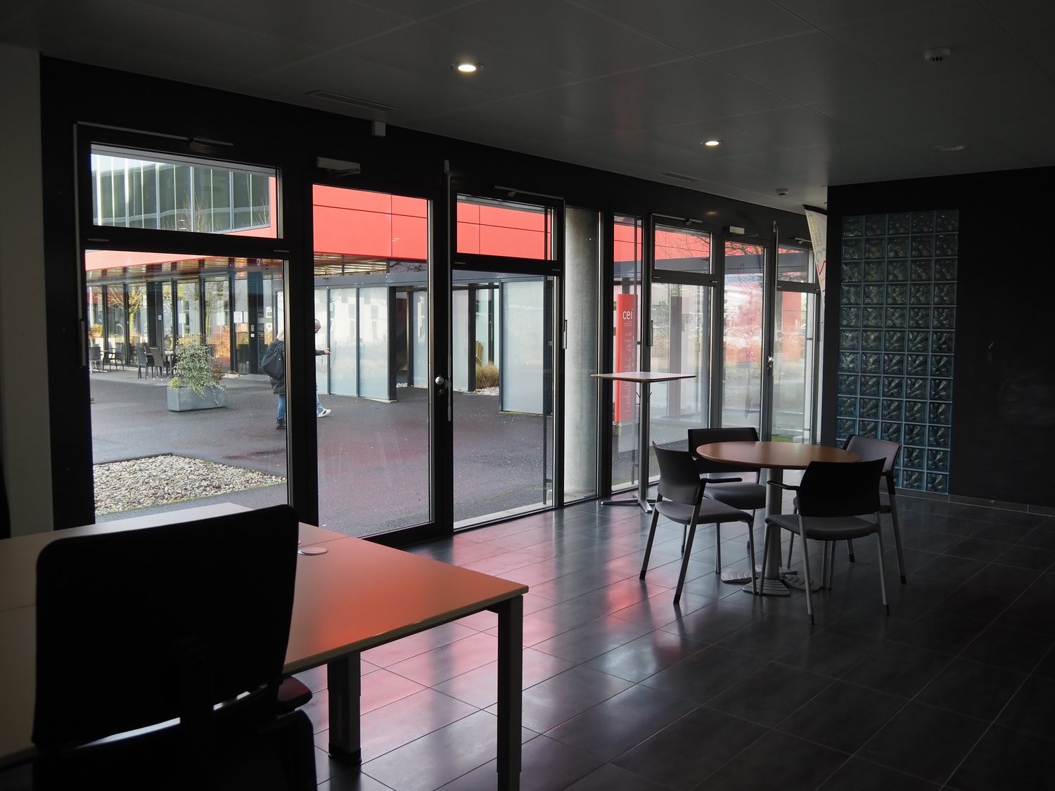 82m² Laden, Foto 1 von 5