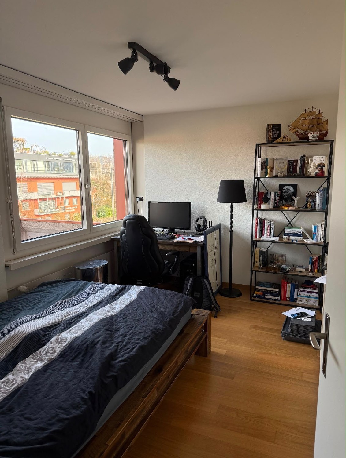 Room in a shared flat, Foto 2 von 3