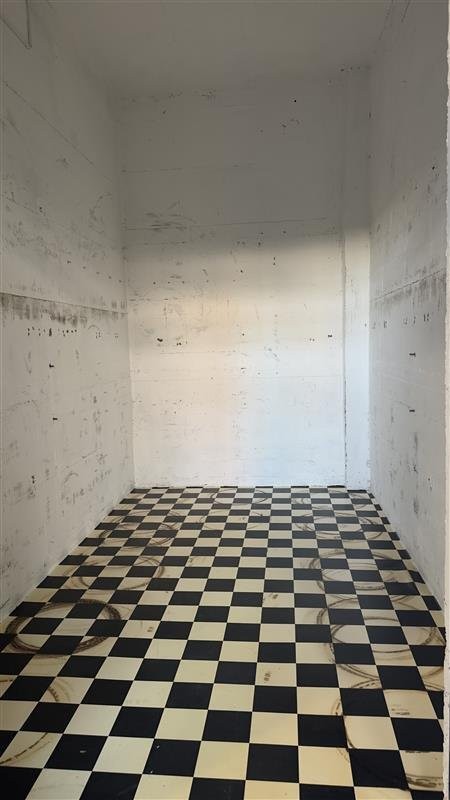 337m² commercial