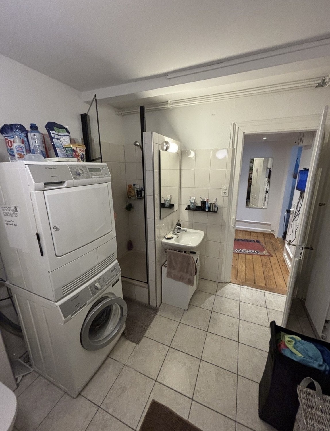 Room in a shared flat, Foto 8 von 9