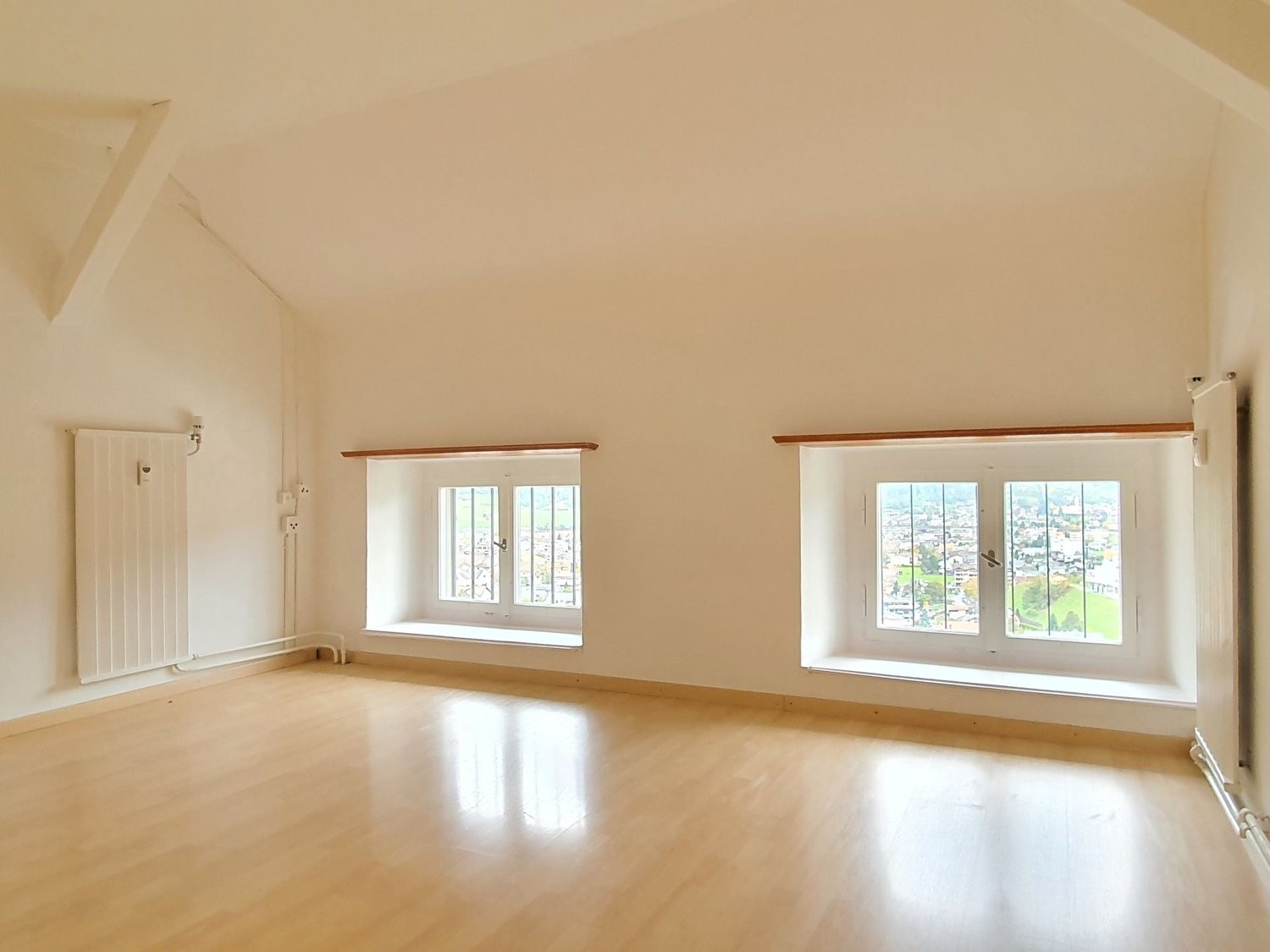 3 rooms roof flat, Foto 1 von 8