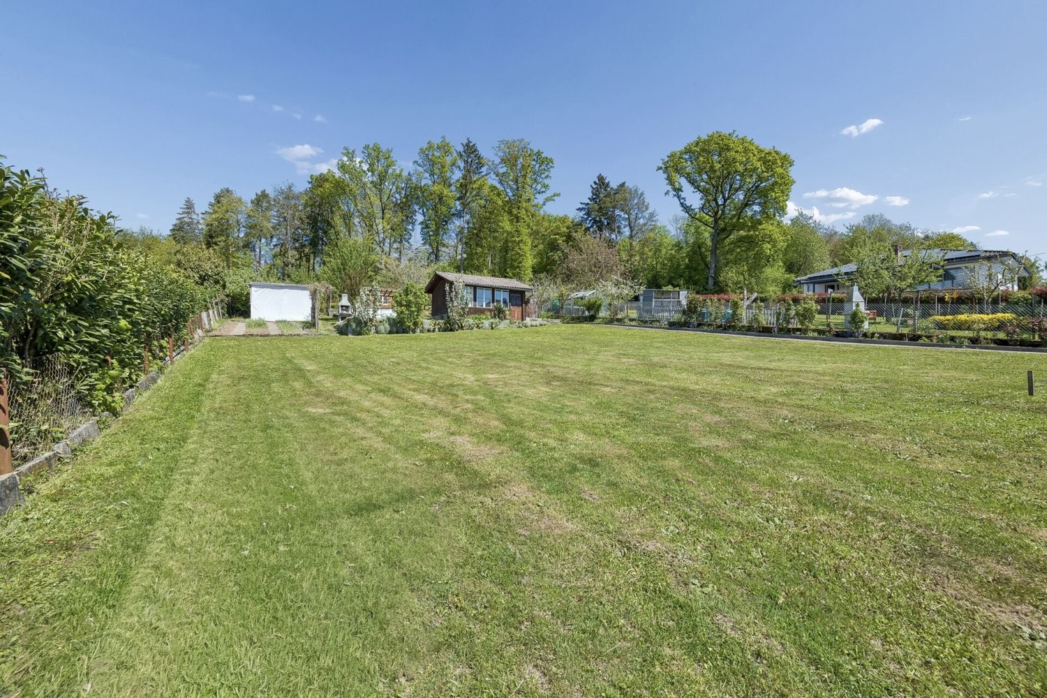 990m² de terrain à bâtir