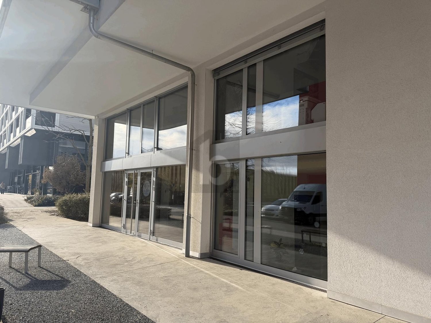 190m² Büro